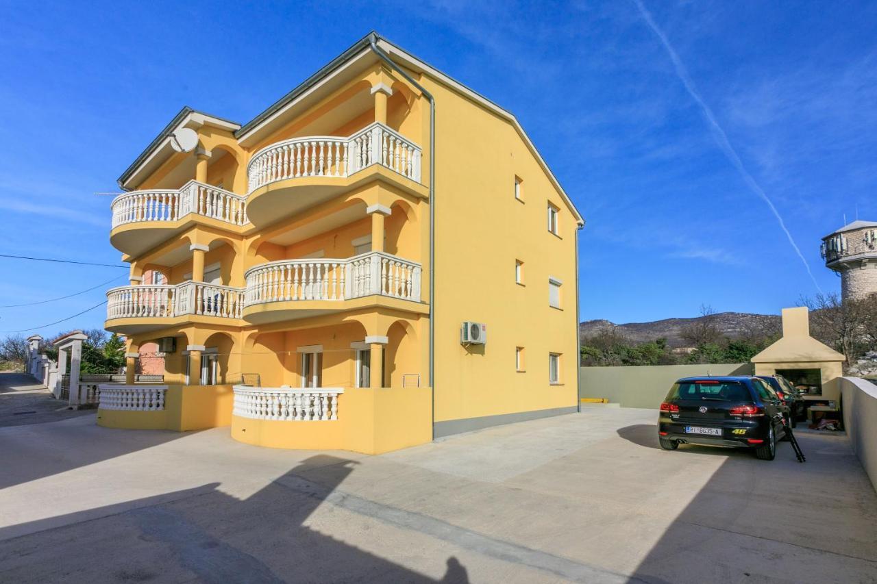 Apartments Kulas Novi Vinodolski Exterior photo
