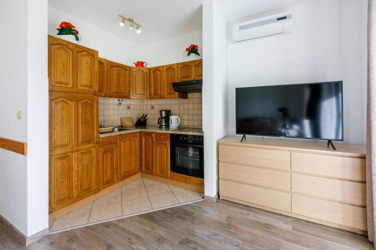 Apartments Kulas Novi Vinodolski Exterior photo