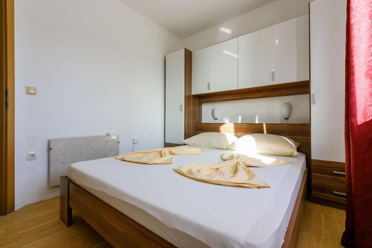 Apartments Kulas Novi Vinodolski Exterior photo